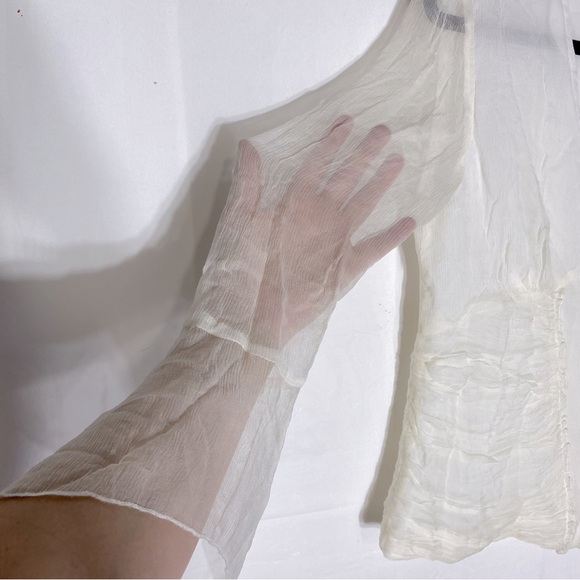 W.D.N.Y Cream Silk Deep V Neck Ruched Bodice Long Sleeve Blouse 8 NWT - Picture 11 of 16